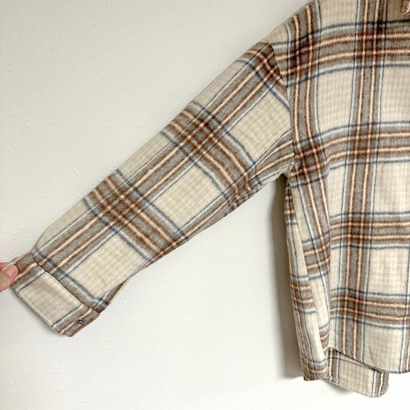 *NEW* Plaid Half Zip Pullover - Picture 6 of 11